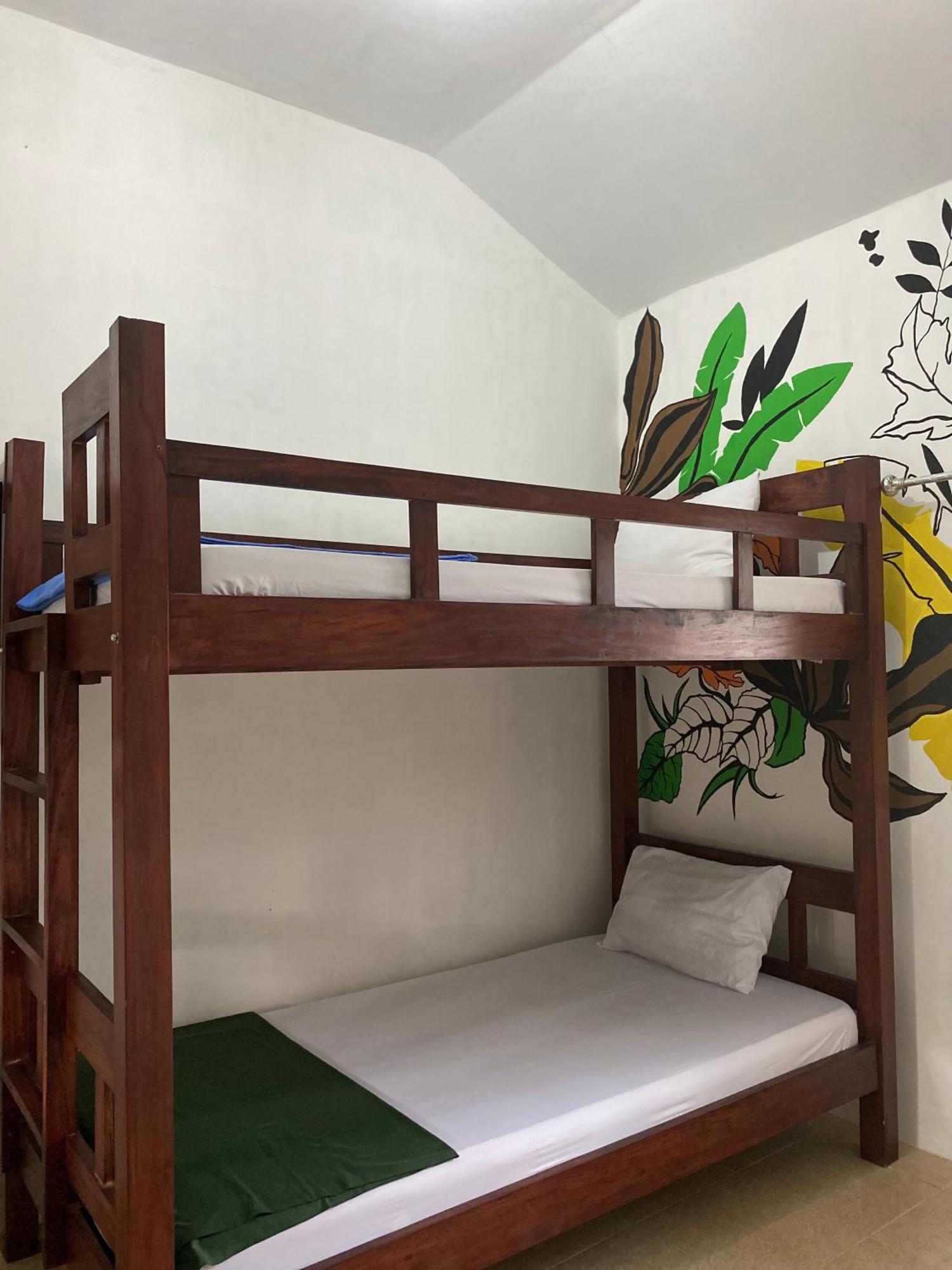 Zzz Hostel Banyuwangi  Luaran gambar