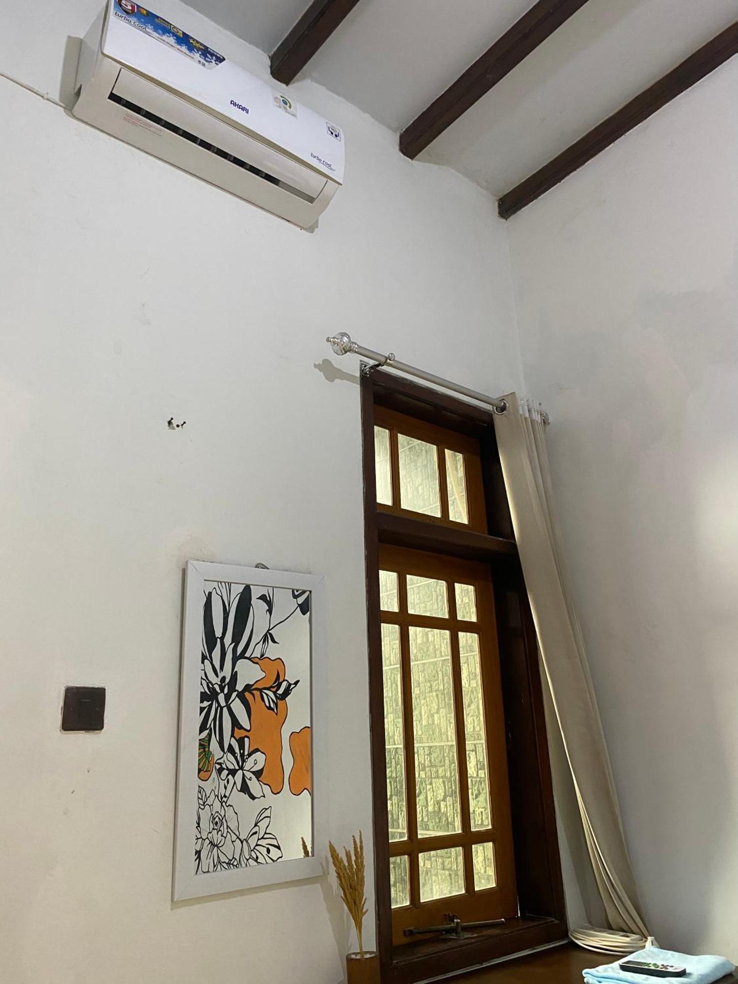 Zzz Hostel Banyuwangi  Luaran gambar